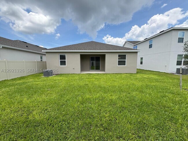 Building Photo - 366 Switchgrass Lp