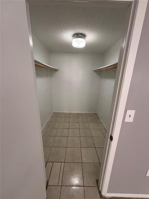 Building Photo - 10920 Jason Rd