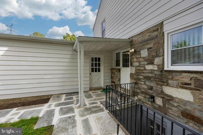 Building Photo - 1226 Fleetwood Rd