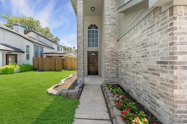 Building Photo - 8519 Cold Lake Dr