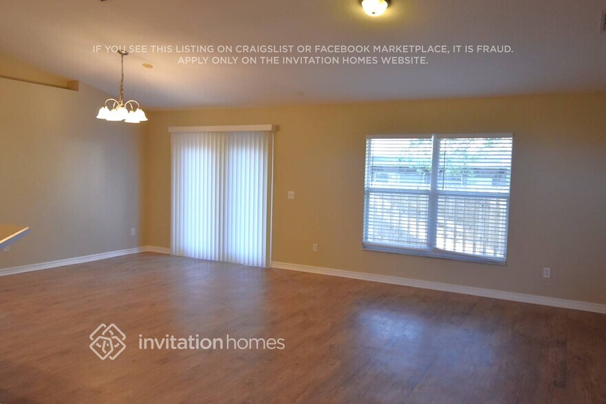 Building Photo - 70 Crystal Dr