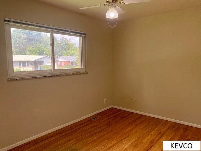 Building Photo - Spacious Home in Campus West!