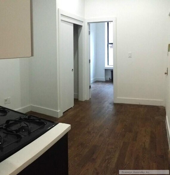 Building Photo - 523 W 156th St