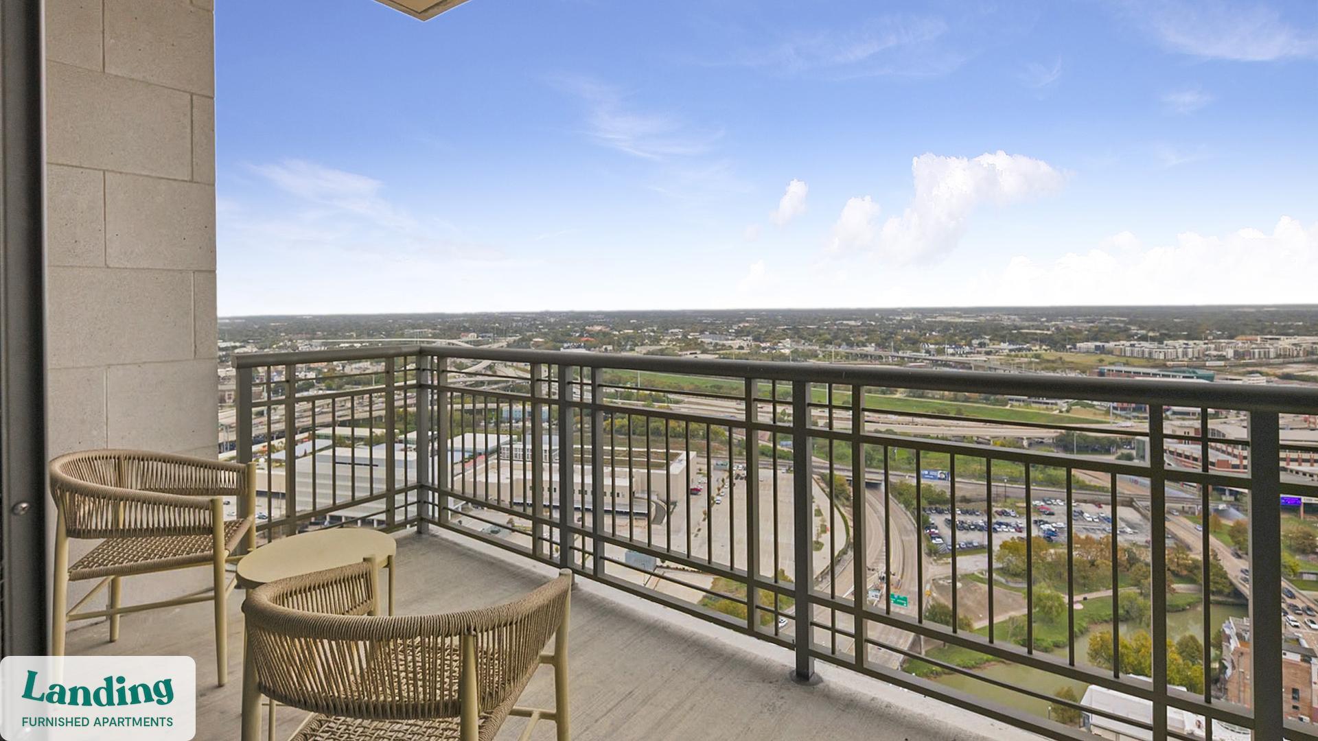 Building Photo - 777 Preston St