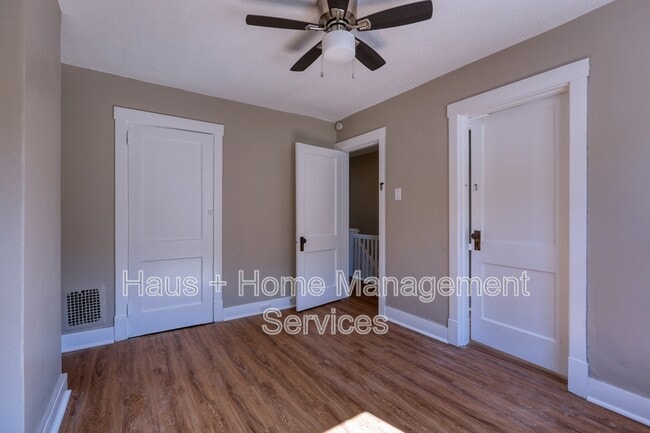 Building Photo - 68 Dewey St