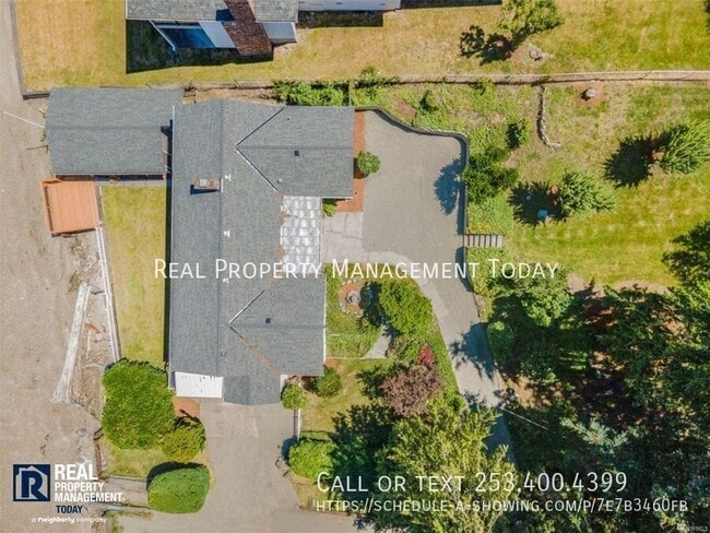 Building Photo - 5304 Hyada Blvd NE