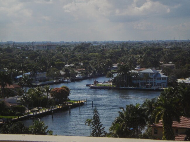 Stuning Intracoastal View - 2200 NE 33rd Ave