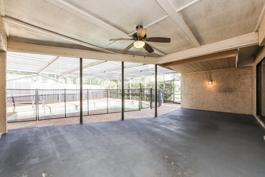 Building Photo - 3610 Fairway Forest Dr