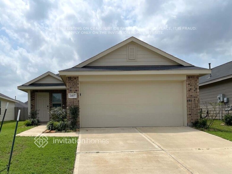 Primary Photo - 24107 Laurel Farms Dr
