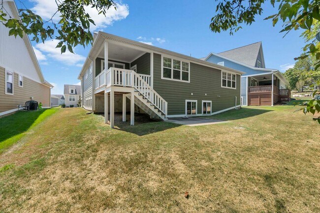 Building Photo - Craftsman Style House In The Walden Park