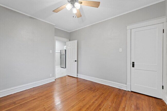Building Photo - 1514-1518-1518 McCausland Ave
