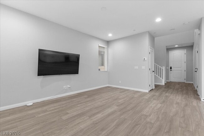 Building Photo - 10423 Stroma Ave