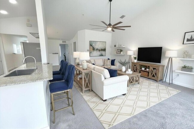 Building Photo - 2096 Kings Palace Dr