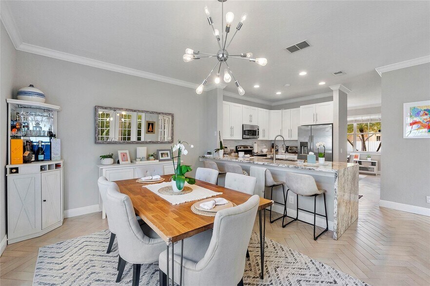 Building Photo - 604 Stanton Dr