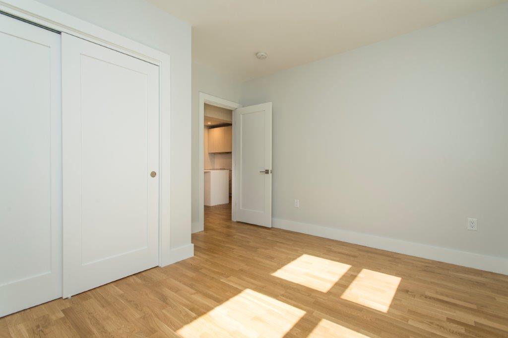 Building Photo - 136 Highland Ave
