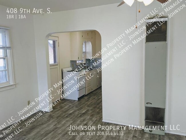 Building Photo - 408 9th Ave S