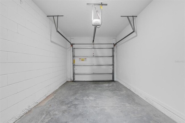 Building Photo - 2829 Moonshadow Ct