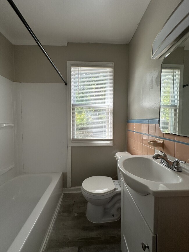 Building Photo - 4375 Guilford St