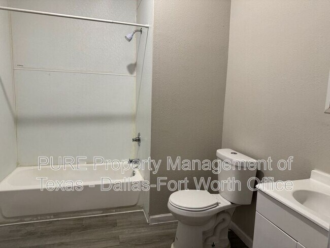 Building Photo - 2932 Haynie St
