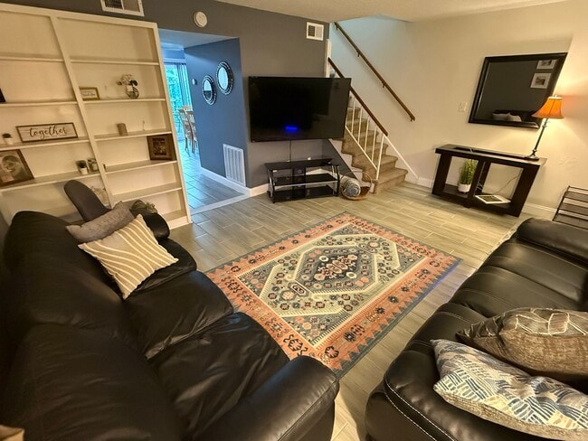 Building Photo - 5707 Bramblegate Rd