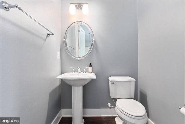 Building Photo - 44735 Medway Ter