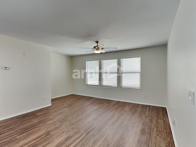 Building Photo - 17182 N 184th Drive