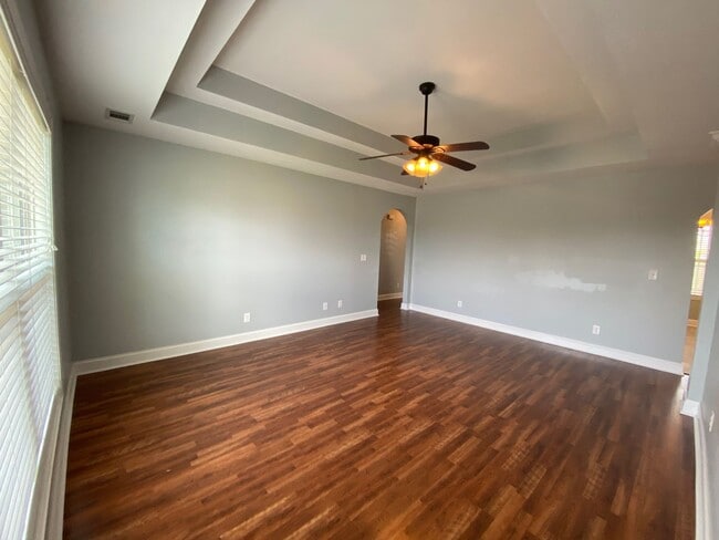 Building Photo - Adorable 3 bed/2 bath home! Great location!