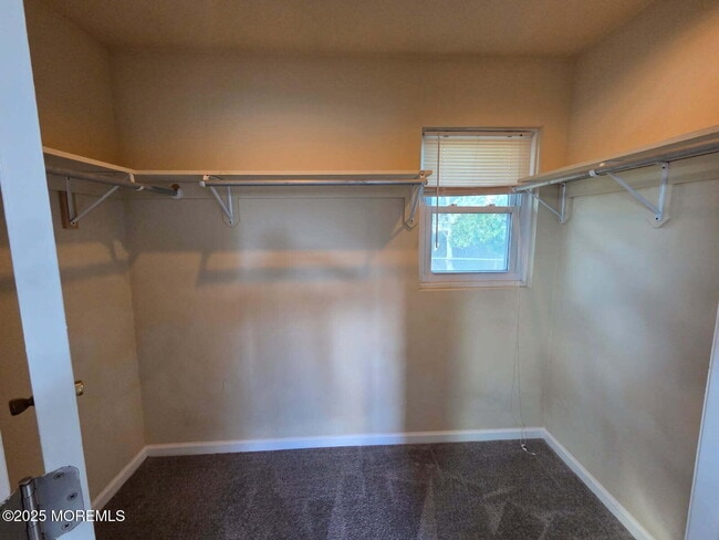 Building Photo - 219 Dock St