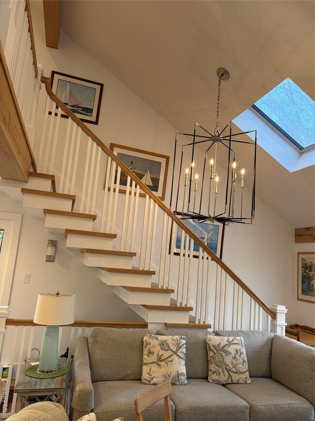 Building Photo - 40 Bonac Woods Ln