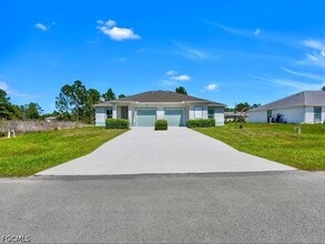 Building Photo - 851 Bedford Dr