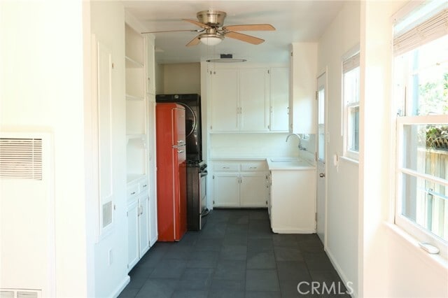 Building Photo - 425 Venice Way