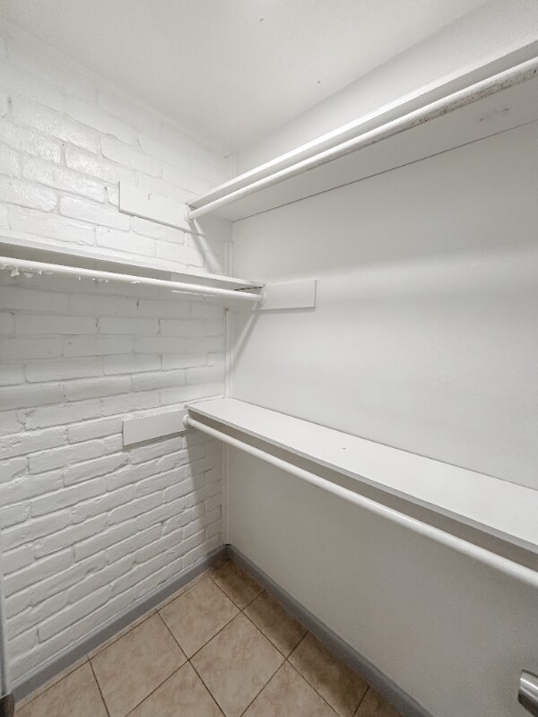 Building Photo - 6827 Chasewood Dr