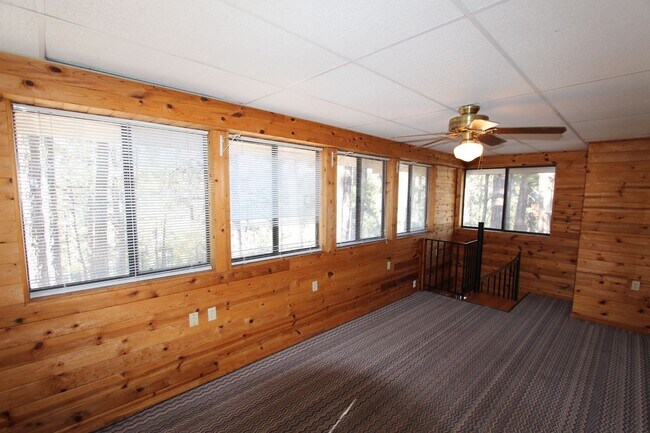 Building Photo - Coming in June - Kachina Village home
