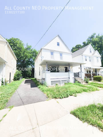Building Photo - 10639 Dupont Ave