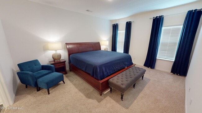 Building Photo - 2427 Hyacinth Ln