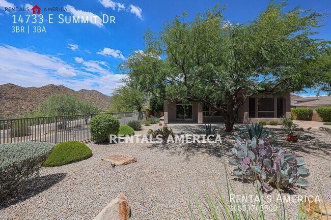 Building Photo - Beautiful 3-Bed/3-bath home in Fountain Hi...