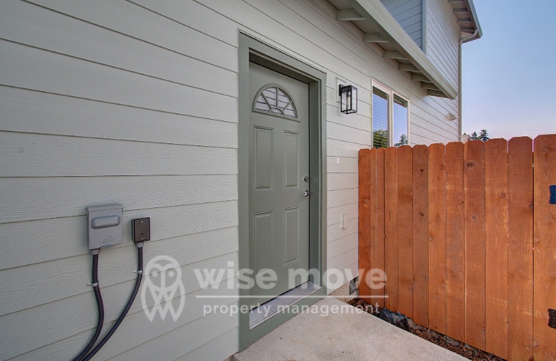 Building Photo - 1311 N Garrison Rd