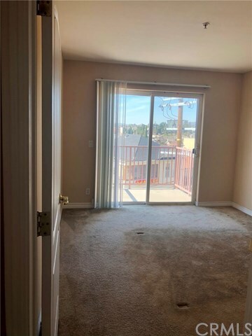 Building Photo - 700 N Hill Pl