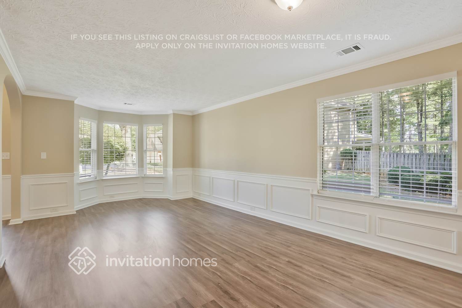 Building Photo - 1370 Pinebreeze Ct