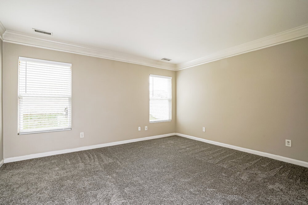 Building Photo - 535 Kerriann Ln