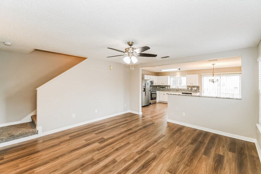 Building Photo - 2236 Fresco Dr