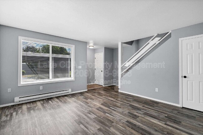 Building Photo - 1423 E Lunceford Ln