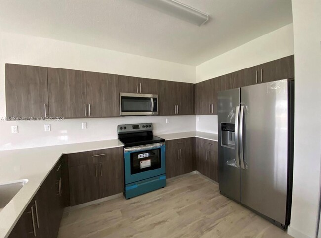 Stainless Steel Appliances - 15600 SW 136th St