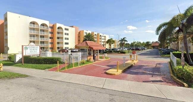 Building Photo - 7000 NW 186th St