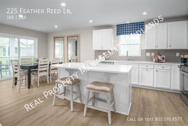 Building Photo - 225 Feather Reed Ln