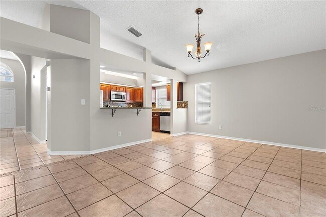 Building Photo - 17504 Woodthrush Pl