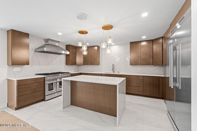 Building Photo - 441 Slocum Pl