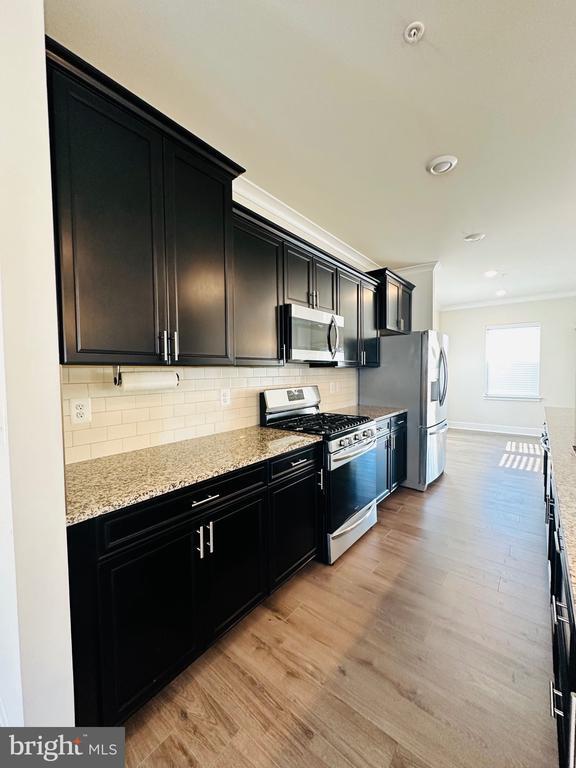 Building Photo - 5835 Kate Chopin Pl