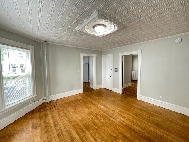 Building Photo - 350 Portland St