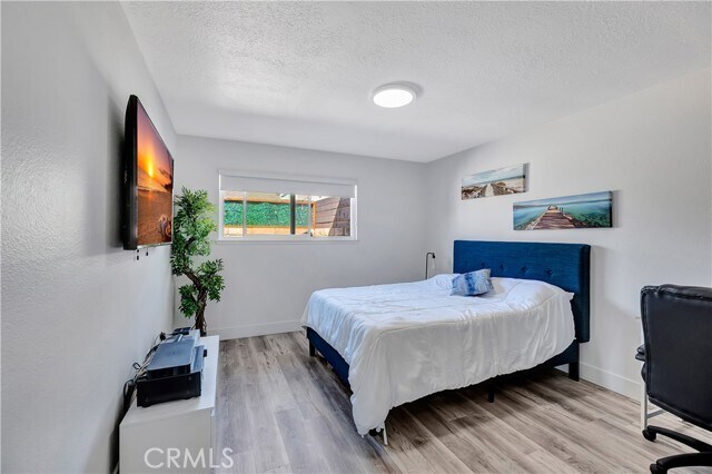 Building Photo - 4612 Via Vista Cir